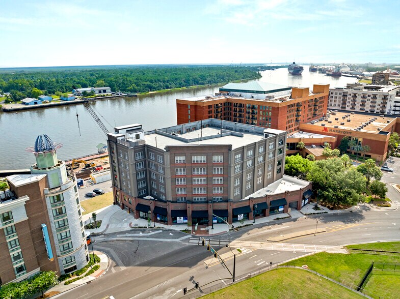 More Photos Of 620 E River St, Savannah Storefront For Lease