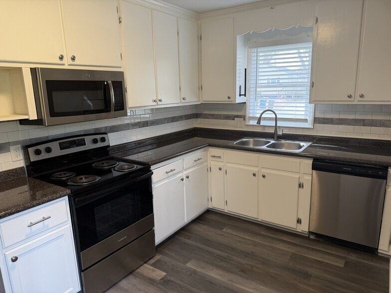 More Photos Of 502-506 Raynor St, Durham Apartments For Sale