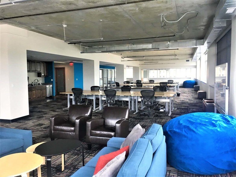 More Photos Of 605 Chestnut St, Chattanooga Office For Lease