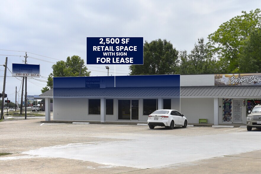 More Photos Of 2801 N Alexander Dr, Baytown Service Station For Lease