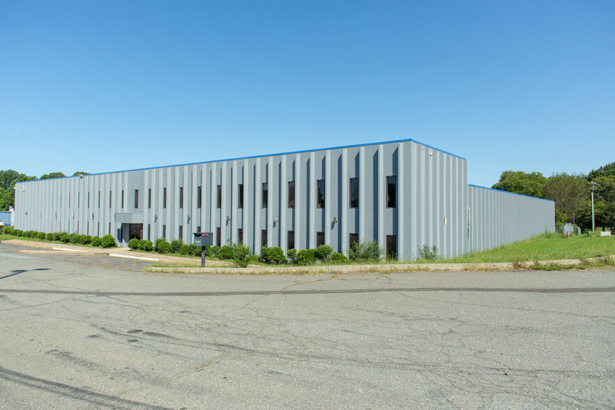 Primary Photo Of 589 Battery Dr, Winston-Salem Manufacturing For Lease