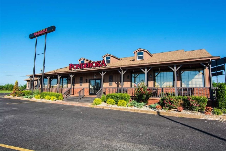 Primary Photo Of 7052 Benton Rd, Paducah Restaurant For Sale