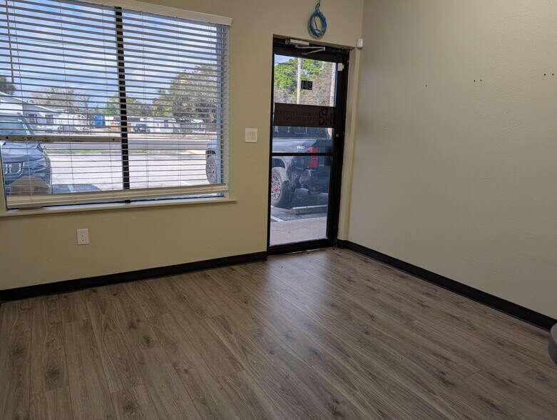 More Photos Of 280-294 Clearlake Rd, Cocoa Unknown For Lease