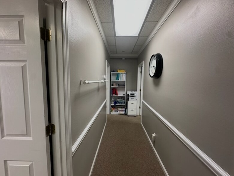 More Photos Of 3401 Highway 153, Piedmont Office Residential For Lease