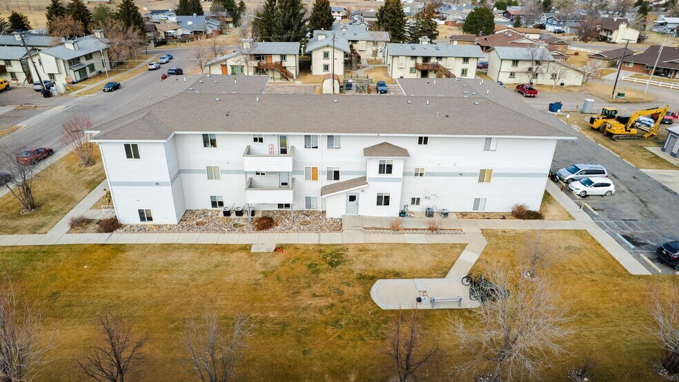 More Photos Of 305 46th St N, Great Falls Apartments For Sale