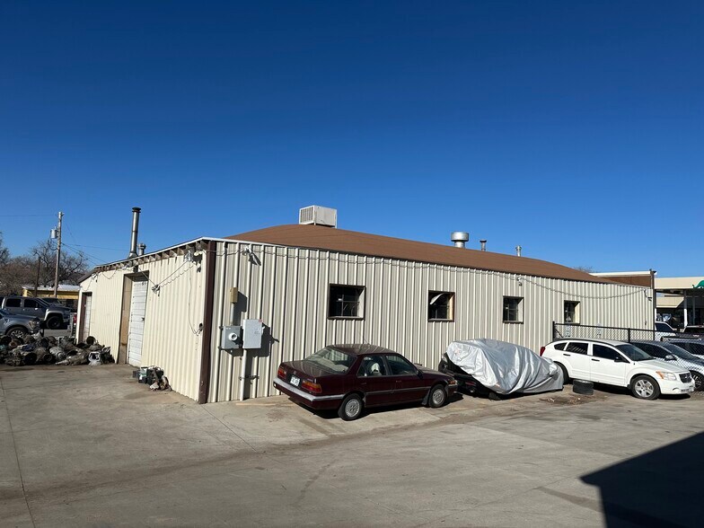 More Photos Of 316 18th St, Greeley Auto Repair For Lease