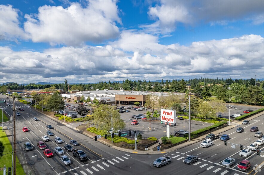 More Photos Of 11325 SE Mill Plain Blvd, Vancouver General Retail For Sale