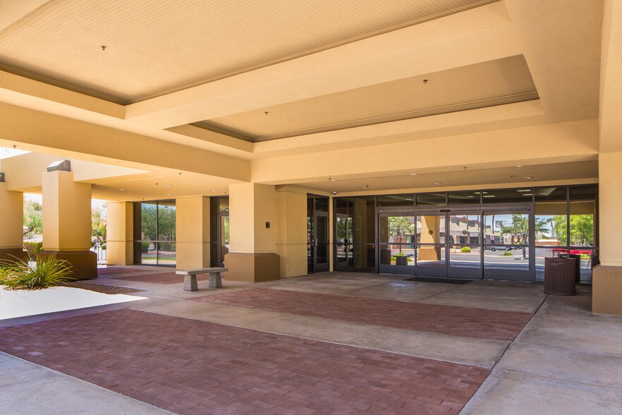 More Photos Of 1501 N Gilbert Rd, Gilbert Medical For Lease