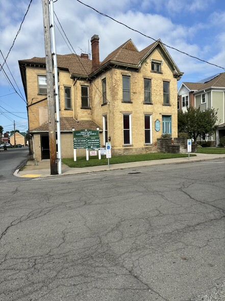 Primary Photo Of 103 N Gilpin St, Punxsutawney Office For Sale