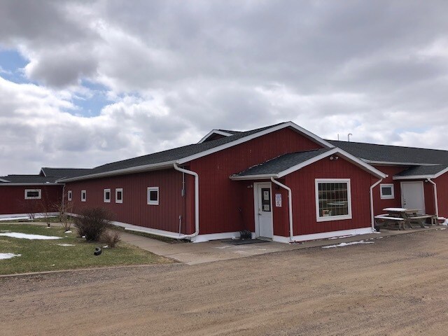 More Photos Of 373 280th St, Osceola Industrial For Lease