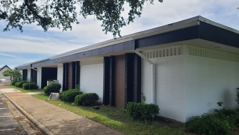 More Photos Of 4725 Gus Thomasson Rd, Mesquite Medical For Sale