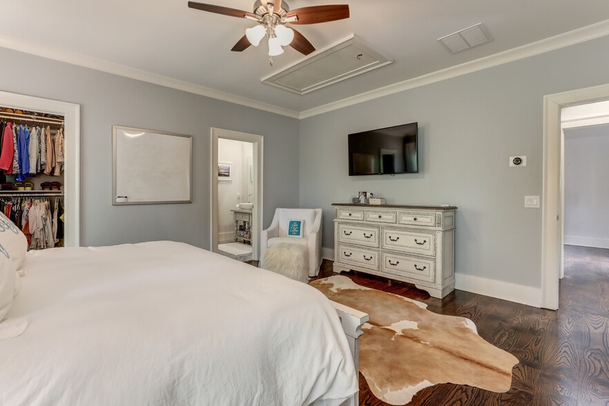 More Photos Of 2972 Lookout Pl NE, Atlanta Office Residential For Sale