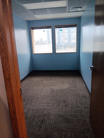 More Photos Of 300 3rd Ave SE, Rochester Medical For Sale