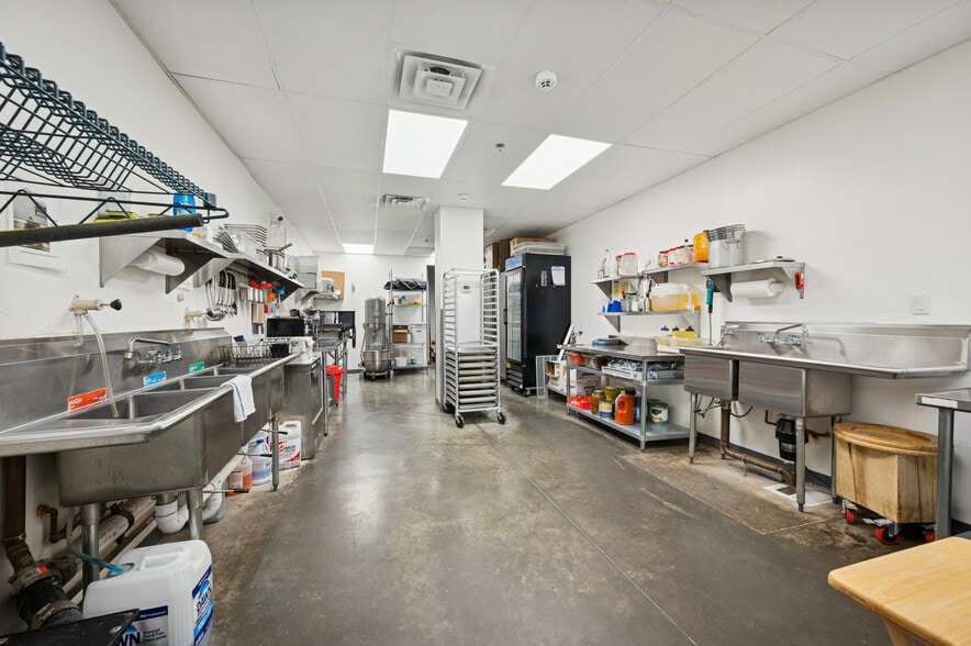 More Photos Of 965 Frankford Ave, Philadelphia Apartments For Lease