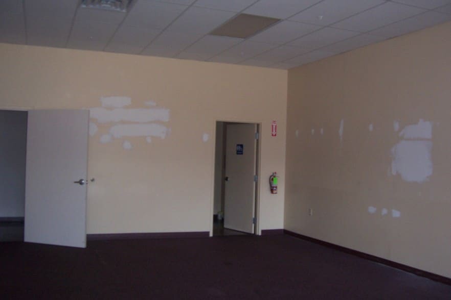 More Photos Of 505 Schutt Rd, Middletown General Retail For Lease