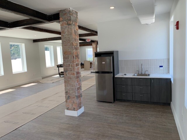 More Photos Of 1110 Central Ave, Saint Petersburg Medical For Lease