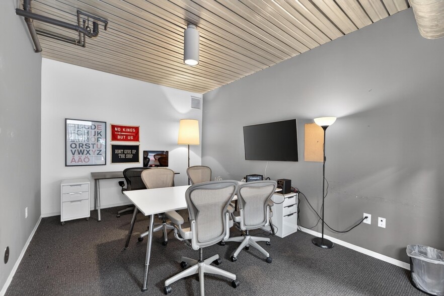 More Photos Of 2309 W Platt St, Tampa Freestanding For Lease