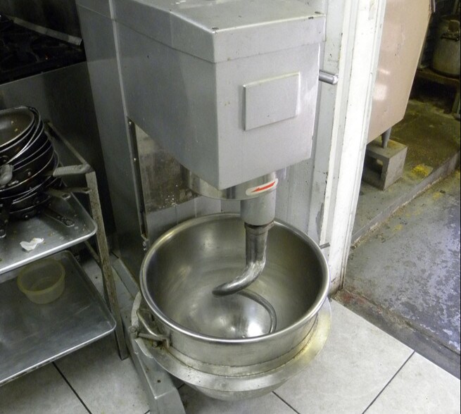 More Photos Of 712 7th St, Galveston Restaurant For Lease