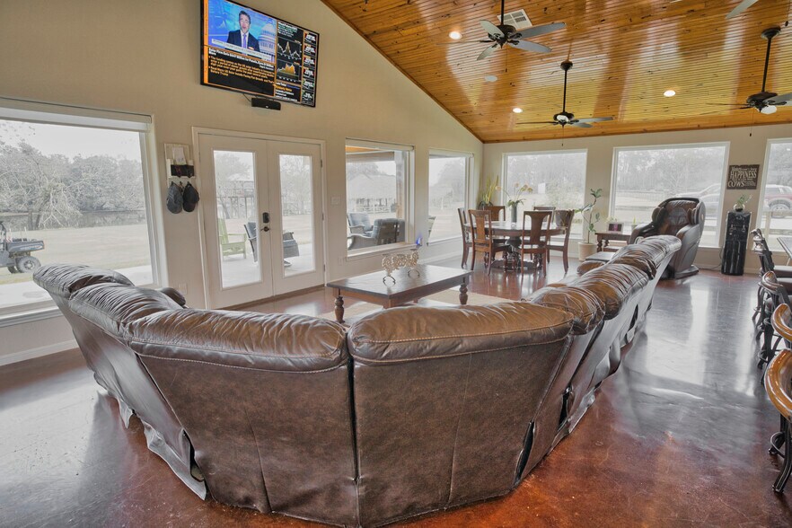 More Photos Of 3559 FM 521 Rd, Brazoria Specialty For Sale