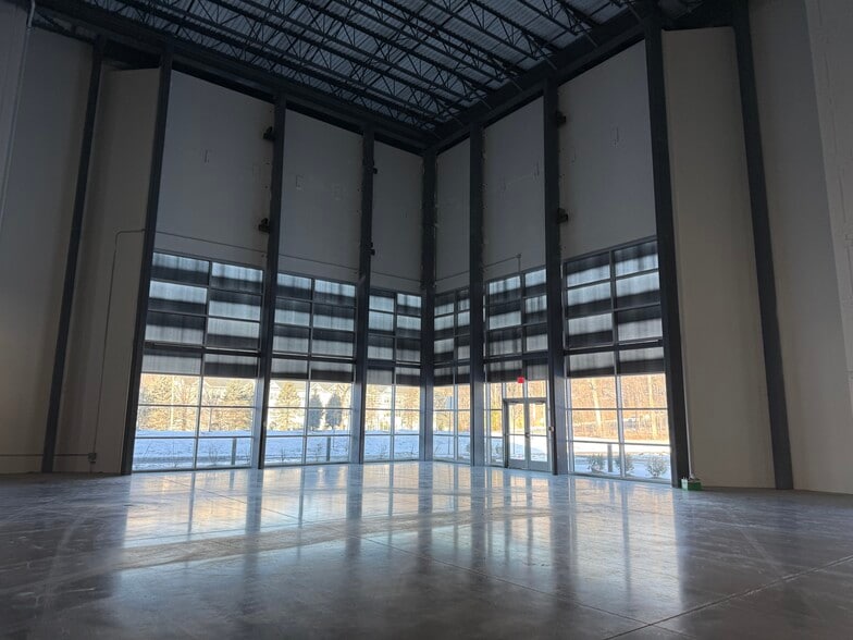 More Photos Of 201 Tabor Rd, Morris Plains Unknown For Lease