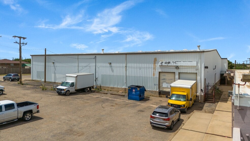 More Photos Of 224 Buddy Holly Ave, Lubbock Warehouse For Lease