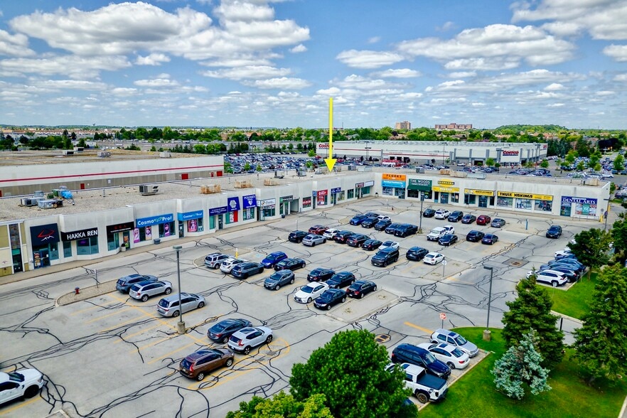 More Photos Of 3145 Dundas St W, Mississauga Storefront Retail Office For Lease