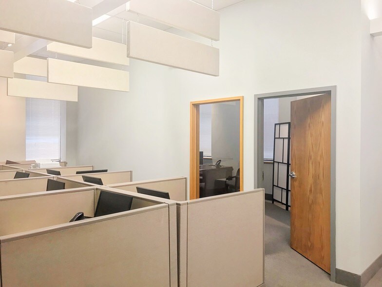 More Photos Of 10 E 6th Ave, Conshohocken Office For Lease