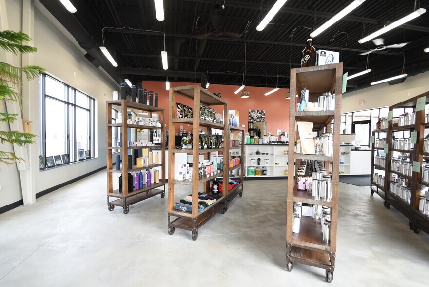 More Photos Of 3139 Bluestem Dr, West Fargo Freestanding For Lease