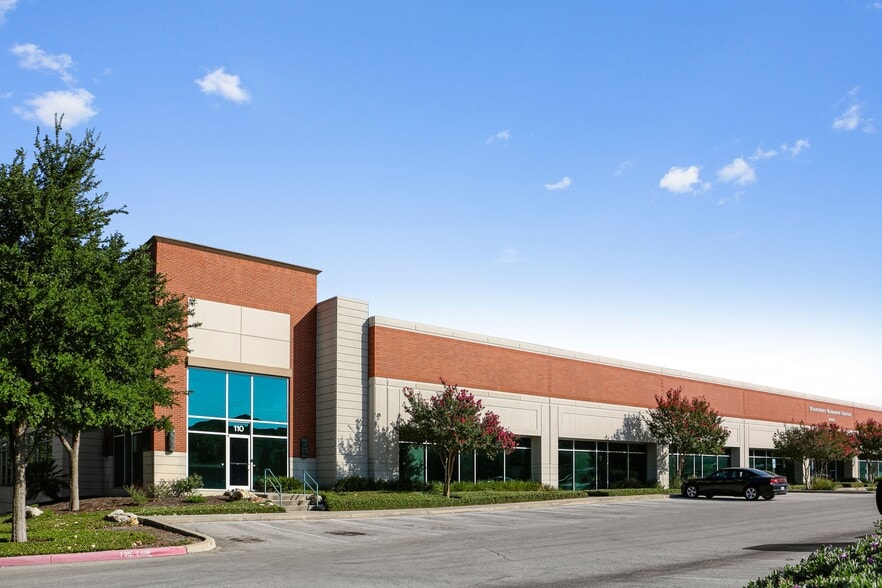 More Photos Of 12508 Jones Maltsberger Rd, San Antonio Office For Lease