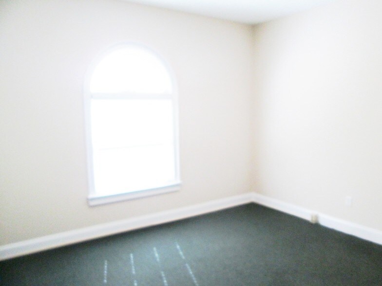 More Photos Of 4080 McGinnis Ferry Rd, Alpharetta Office For Lease