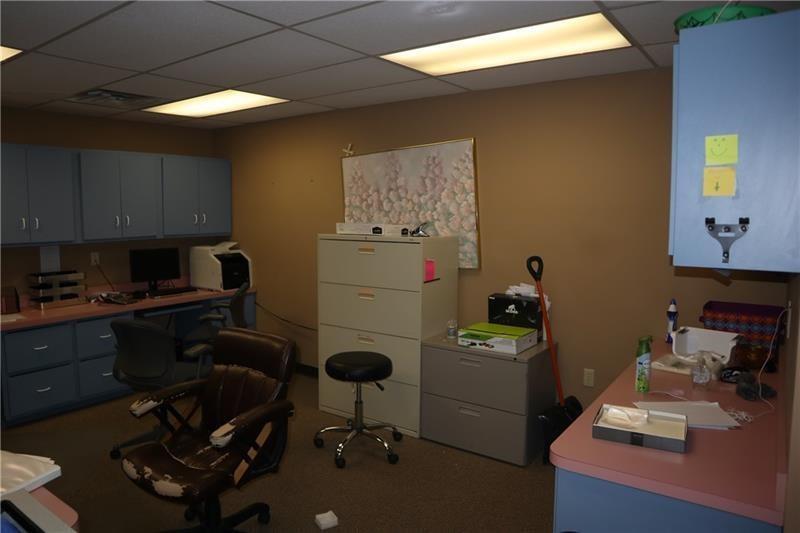 More Photos Of 90 Chamber Plz, Charleroi Medical For Sale