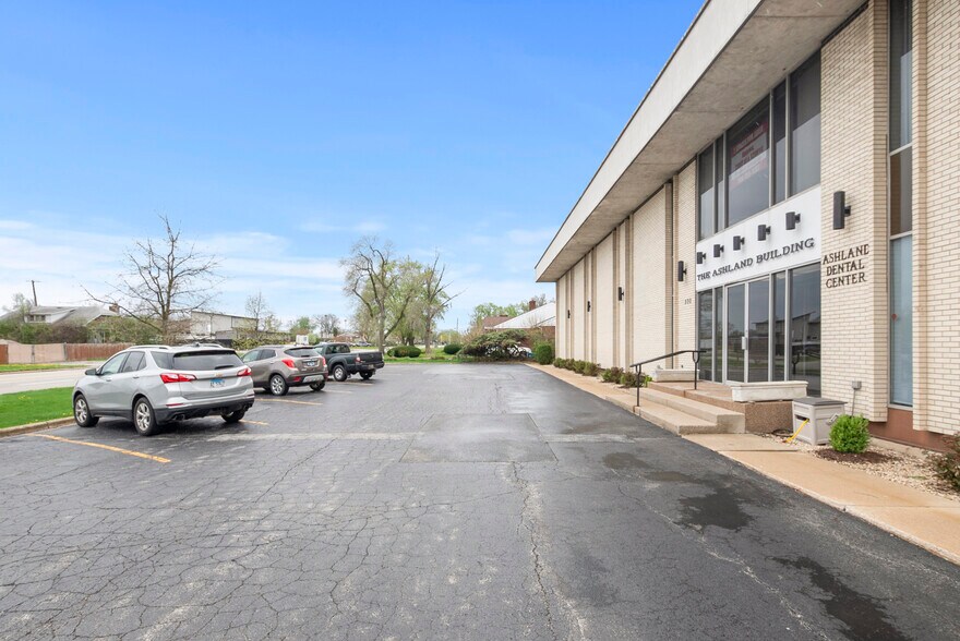 More Photos Of 500 Ashland Ave, Chicago Heights Medical For Sale