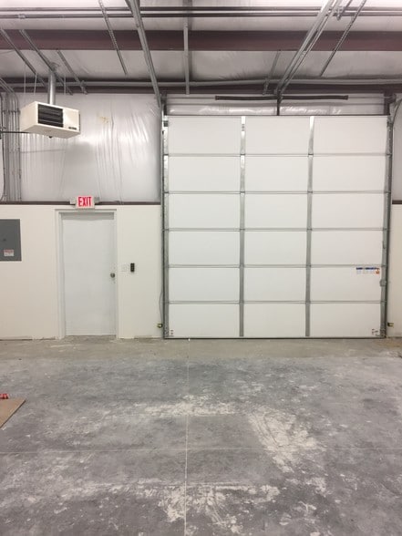 More Photos Of 319 Hickerson Dr, Murfreesboro Light Distribution For Lease
