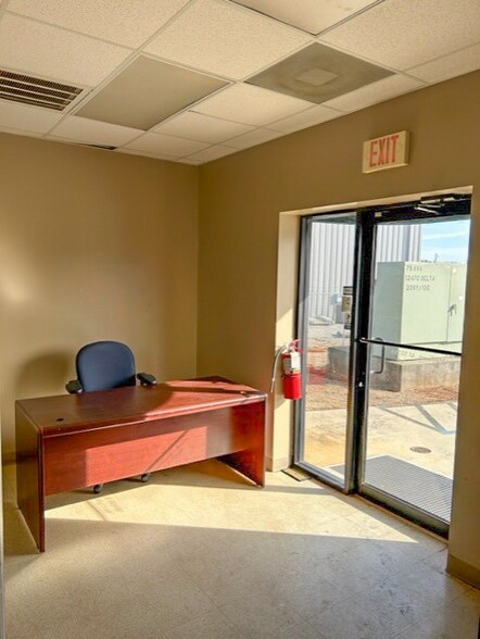 More Photos Of 220 Production Ave, Madison Warehouse For Lease