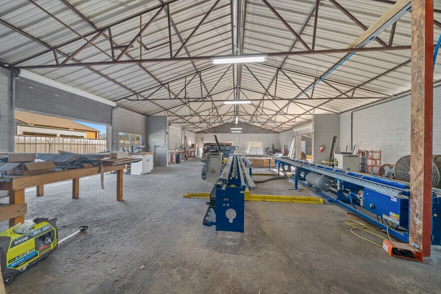 More Photos Of 943 NW 17th Ave, Ocala Warehouse For Sale