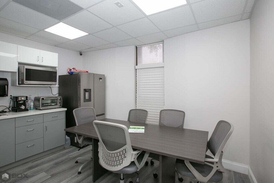 More Photos Of 1500 N University Dr, Coral Springs Medical For Sale