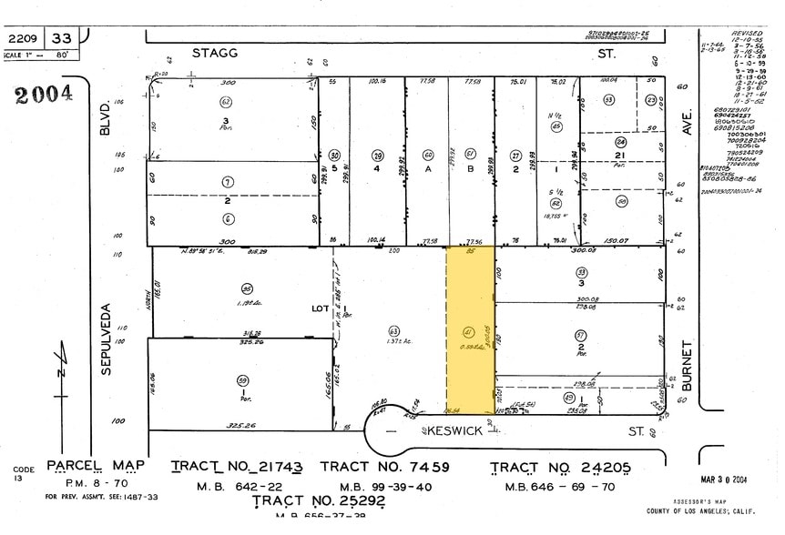 More Photos Of 15201 Keswick St, Van Nuys Warehouse For Lease