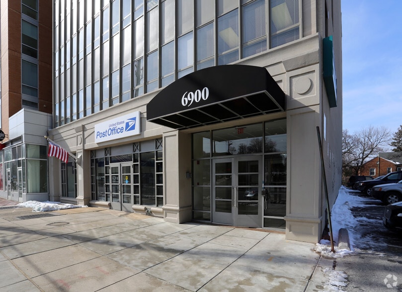 More Photos Of 6900 Wisconsin Ave, Bethesda Office For Lease