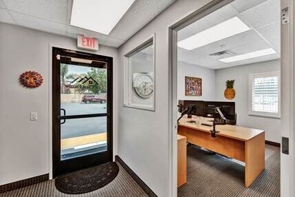 More Photos Of 137 S Prospect Ave, Tustin Office For Lease