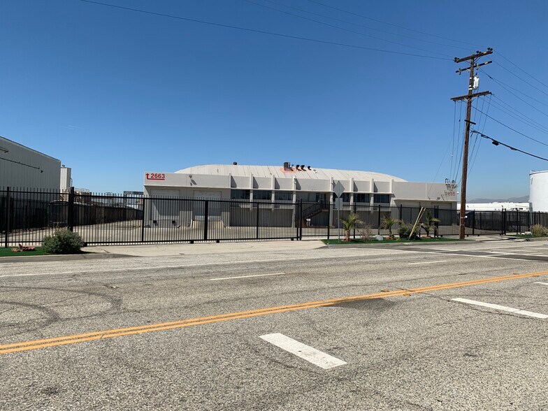 More Photos Of 2655 S Malt Ave, Commerce Warehouse For Lease