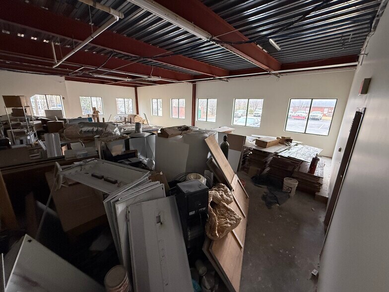More Photos Of 37 Sandstone Cir, Jackson Medical For Lease