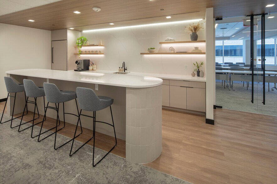 More Photos Of 1333 H St NW, Washington Office For Lease