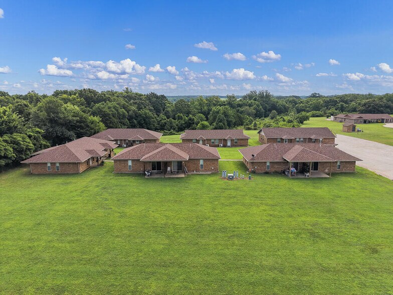 Primary Photo Of 19824 State Highway 112, Cassville Apartments For Sale