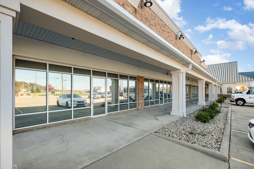 More Photos Of 292 Brooks Malott Rd, Mount Orab Flex For Lease