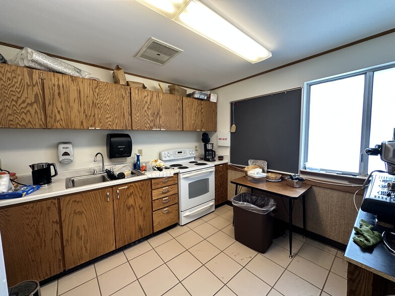 More Photos Of 2460 Baldwin st, Sturgis Religious Facility For Sale