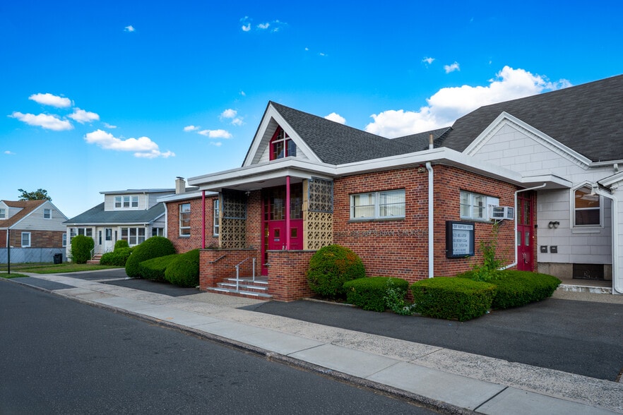 More Photos Of 21 Church St, Elmwood Park Religious Facility For Sale