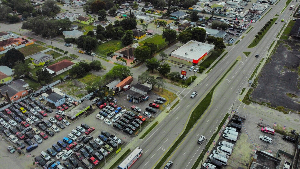 More Photos Of 9301 NW 27th Ave, Miami Auto Dealership For Sale