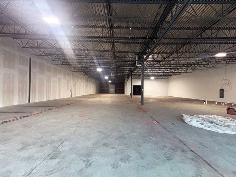 More Photos Of 34 Locke Rd, Concord Warehouse For Lease
