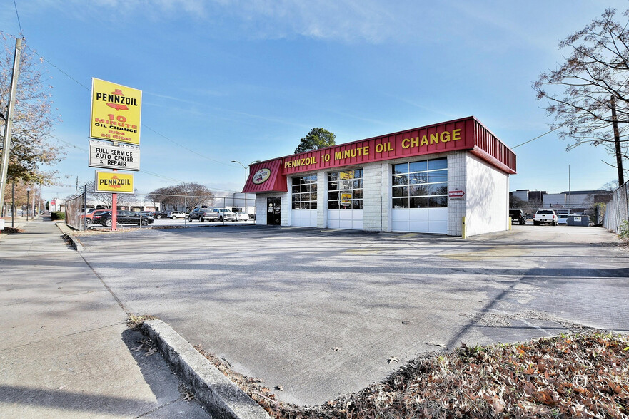 Primary Photo Of 920 Veterans Pky, Columbus Auto Repair For Lease