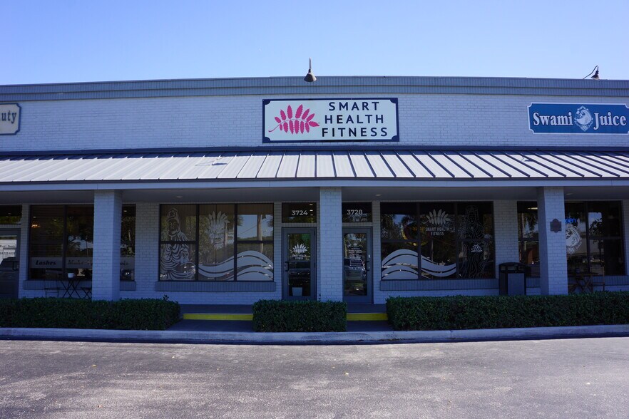More Photos Of 3700-3788 Davie Rd, Davie Unknown For Lease